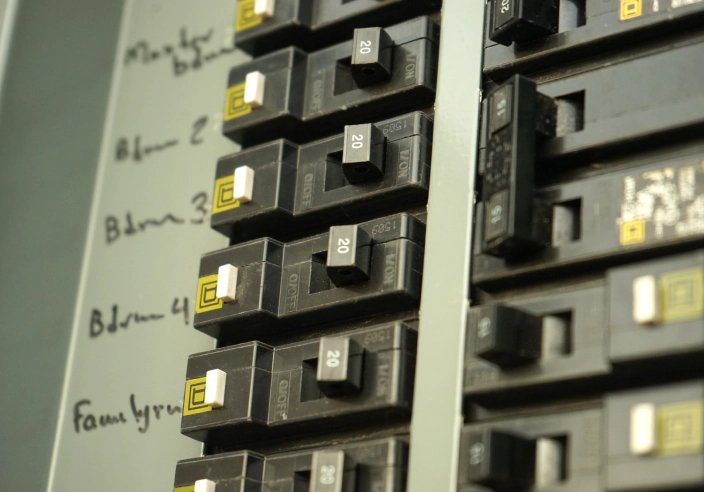 AFCI and GFCI breakers by manufacturer type, installed by Archvolt Electric